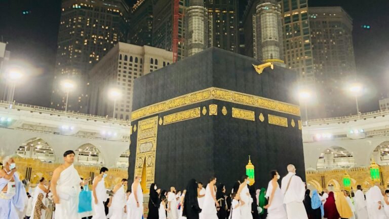 Bagaimana Memilih Travel Umrah Online? Info Lengkapnya Cek Di Sini!
